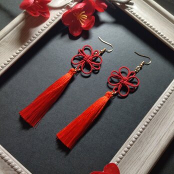 【和風】吉祥結びとタッセルのピアス（イヤリング）（赤）【チャイナ】【中華風】【着物】【袴】【浴衣】【成人式】【卒業式の画像