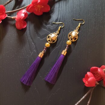 【和風】狐面とタッセルのピアス（イヤリング）（紫）【チャイナ】【中華風】【着物】【袴】【浴衣】の画像