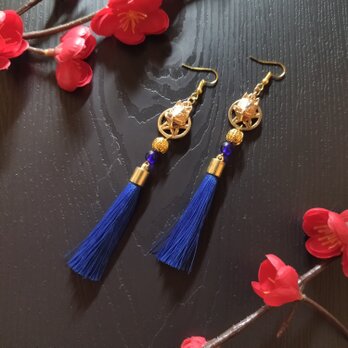 【和風】狐面とタッセルのピアス（イヤリング）（青）【チャイナ】【中華風】【着物】【袴】【浴衣】の画像