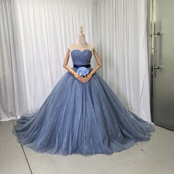 カラードレス ブルーグレー ベアトップ キラキラチュール サッシュベルト 編み上げ 花嫁の画像