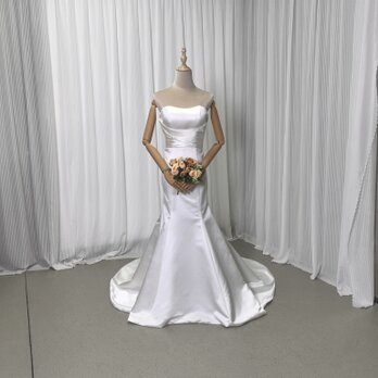 ウェディングドレス アイボリー マーメイドライン 光沢サテン ファスナー 結婚式 大人っぽいの画像