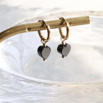 小さなブラックハートの2Wayワンタッチフープピアス／イヤリング 天然石ブラックトルマリン｜サージカルステンレス