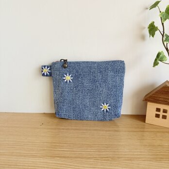 ミニポーチ（デニム・フラワー刺繍）の画像