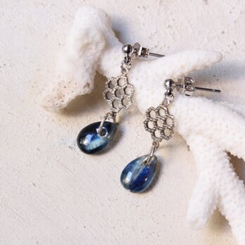 カイヤナイトの六角ピアス/silverの画像