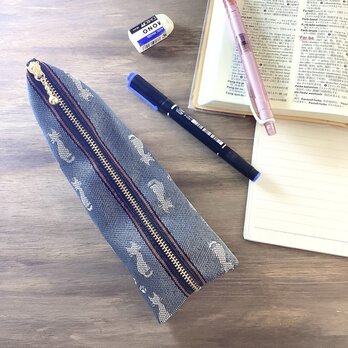 【白猫】畳縁　テトラ型　ペンケース　シルエット　グレー　灰色の画像