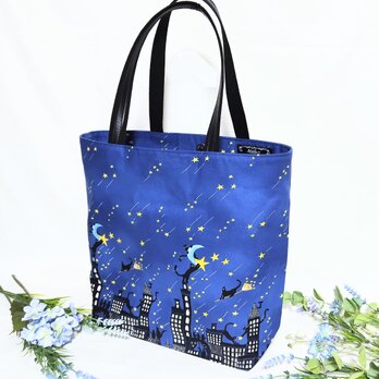 星降る街の猫のトートバックの画像