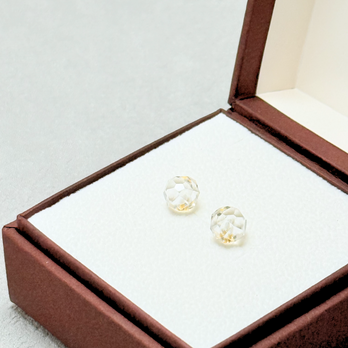 ラス1 7mm ブリリアント クォーツ/白水晶  K18 天然石ピアス - 32面Sの画像