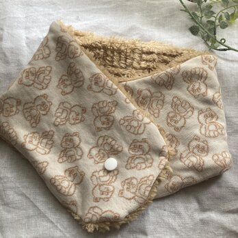 ︎ハンドメイド︎ふわふわネックウォーマーマフォン生成りチャイベアファの画像