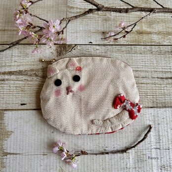 大人かわいい猫ちゃんと桜柄の小さめポーチ　ちりめん　ポケットティッシュサイズ　小物入れ