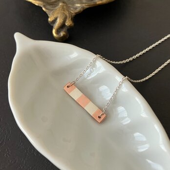[two colors] necklace borderの画像