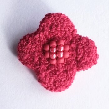つぶつぶもこもこ　赤いお花のビーズ刺繍ブローチの画像
