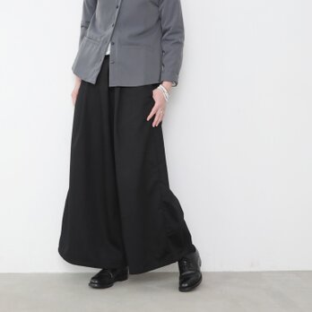 Maki pants - beige / blackの画像