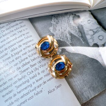 Y1070-ヴィンテージイヤリング U.S.A. 1960s Gold Tone Blue Rhinestonesの画像