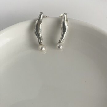 stick melt silver950 × 小粒国産みがき貝　パール　ピアス　/ 樹脂イヤリング変更可能　シルバー　フォーマルの画像