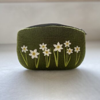 羊毛刺繍フェルトポーチ/  水仙の画像