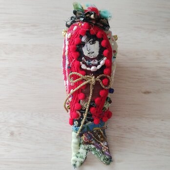 浅瀬の人魚　薄緑の花の画像
