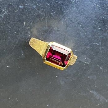 ガーネット　3.09ct　ボリューミーなシグネットリング　シルバーSV925リングの画像