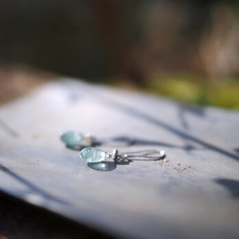 -Sky kyanite- pierceの画像