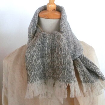 地模様の手織りマフラー　ショート　