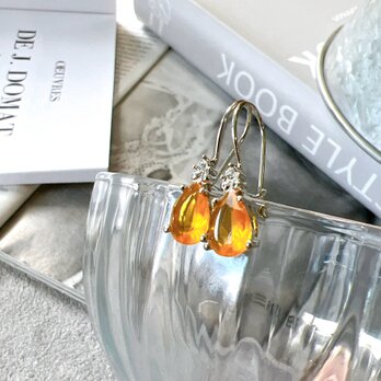 PA287-【 AVON 】エイボン・ヴィンテージピアス 2006 Silver Tone Citrine Glassの画像
