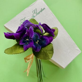 presents from spring Cの画像