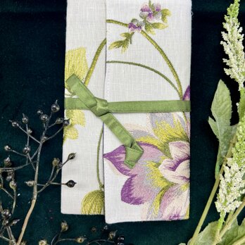 袱紗　イギリス輸入生地　ボタニカル刺繍の画像