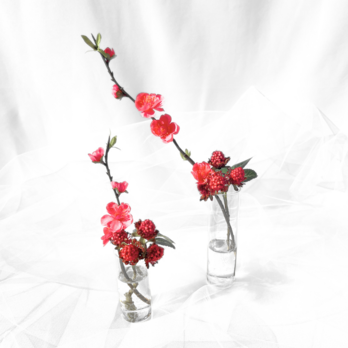 桃の花一輪挿し 《リズム》｜枯れないアーティシャルフラワー（造花）｜本物のような水の画像