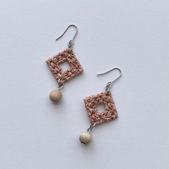ヘンプ素材のスクエアピアス/イヤリングの画像