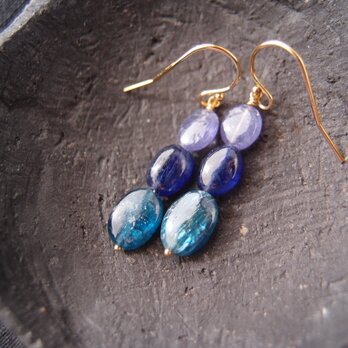 【K14gf】Three colors Earrings／タンザナイト×ブルーサファイア×カイヤナイト ピアス（Oval）の画像