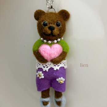 くまバッグチャームの画像