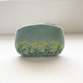 羊毛刺繍フェルトポーチ/  mimosaの画像