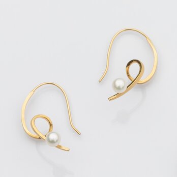 Infinity ピアス（ゴールド色）の画像