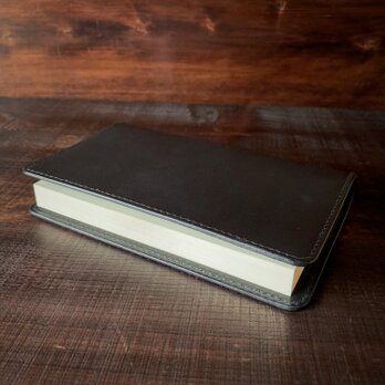 《新書判サイズ》レザーブックカバー（Nero）の画像