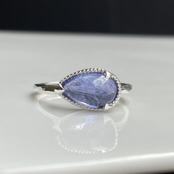タンザナイト　しずく　カボション　2.2ct　ミル爪留め　シルバーSV925リングの画像