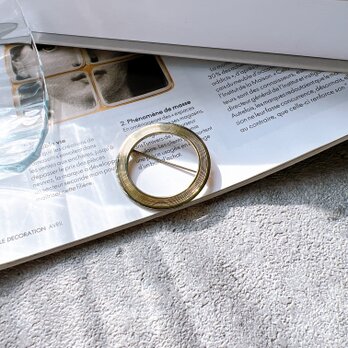 SC121-ヴィンテージブローチ U.S.A. 1970〜80s Gold Tone Circle Broochの画像