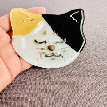 ミケ猫ちゃんの小皿の画像