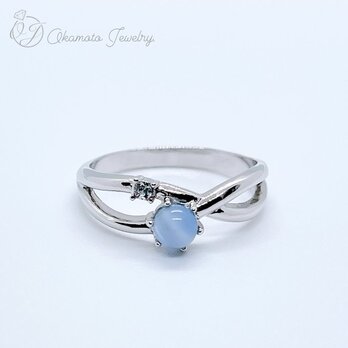 Blue cat's eye ring.の画像