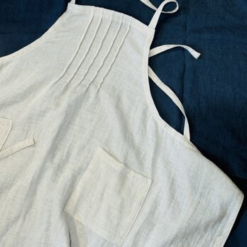 Linen＆Organiccottonガーゼ　胸もとギャザーのエプロンの画像