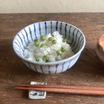 十草飯碗（青灰）の画像