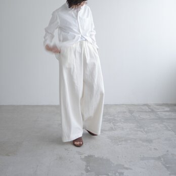 cotton linen canvas /tailored wide pants/off whiteの画像