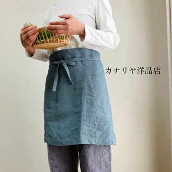 肌馴染みの良いふっくらととろむ厚みのカフェエプロン　ベルギーリネン２５番手　サックスの画像