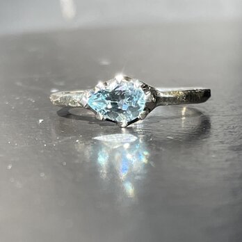 アクアマリン　しずく　5×7　フェミニンな爪留め　シルバーSV925リング