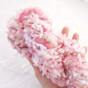 ひらひら舞う❀手紡ぎ糸｜110g/38m｜満開の桜の画像