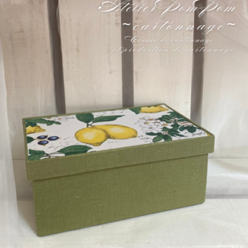 [floret pattern cartonnage]レモン柄のソーイングケースの画像