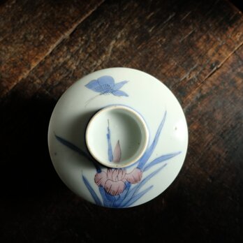 蝶と菖蒲◆伊万里　花蝶文染付線描き蓋付碗　骨董/antiques　暮らしに。古道具　古民家　明治期の画像