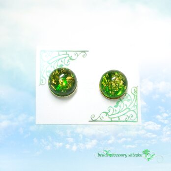 天然石スタッドピアス＊グリーンカラーアンバー(琥珀)＊8mm