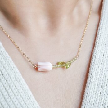 「チューリップ」ネックレス クィーンコンクシェル ペリドット 天然石 8月誕生石 春 花 ピンク 母の日 14kgf