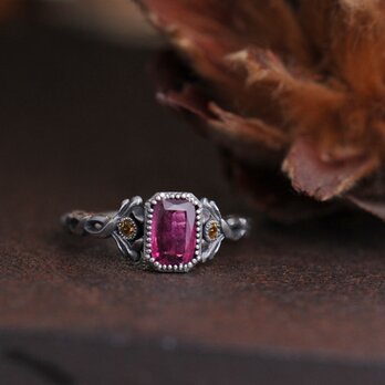 Purplish Pink Tourmaline ＆Yellow Sapphire Ringの画像