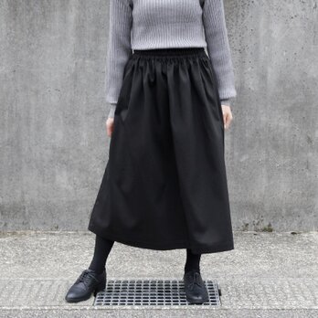 シンプルで丈夫、カジュアルでもきれいめでも。上品で万能 チノクロス ギャザースカート（ ブラック ）黒 ロングシーズン