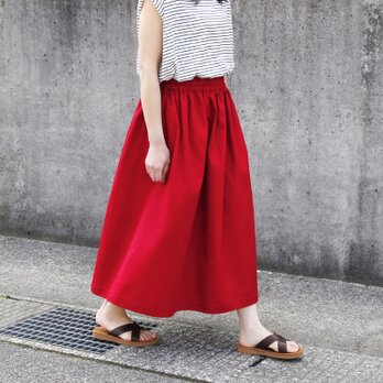 シンプルで丈夫、カジュアルでもきれいめでも。上品で万能 チノクロス ギャザースカート（ イタリアン レッド ）赤 ロングシーズン